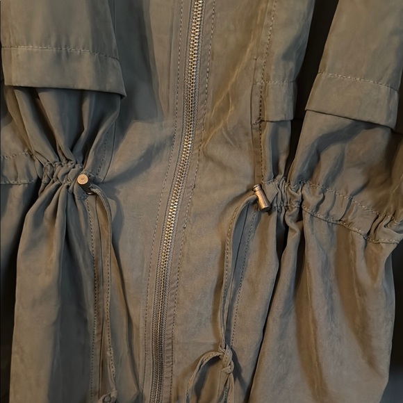 Olive Green Lightweight Jacket - Picture 4 of 7